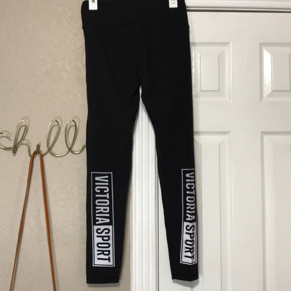 vs reflective leggings